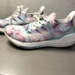 Women’s Adidas ultra boost